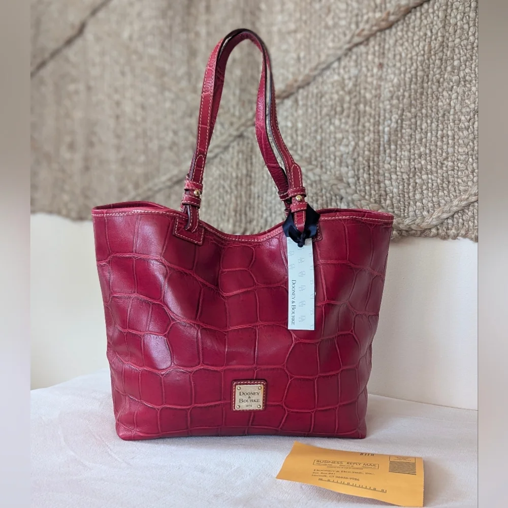 *SOLD* NWT Dooney & Bourke Women's Red Embossed Leather Medium East West Tote - Picture 1 of 17